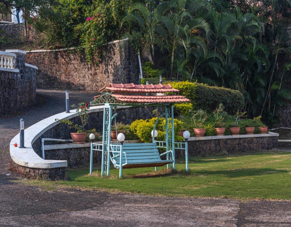 Saffronstays Aurelia, Panchgani - Balinese Villa With Breathtaking Valley Views المظهر الخارجي الصورة